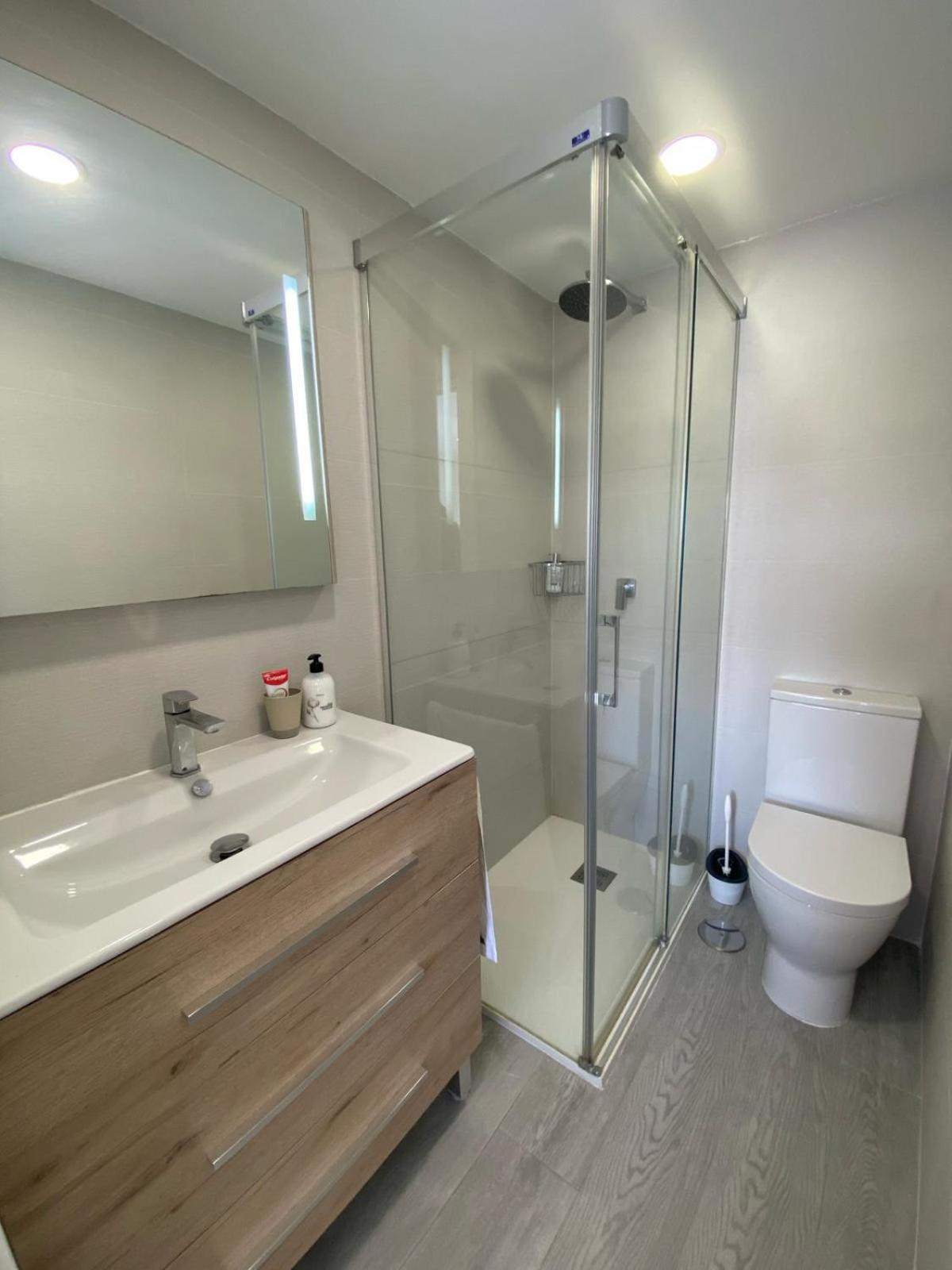 Fantastico Apartamento En ตอร์เรโมลิโนส ภายนอก รูปภาพ